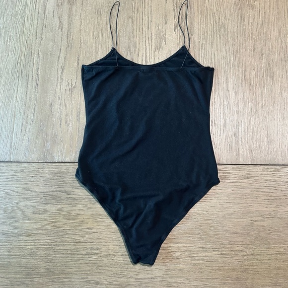 Heart & Hips Black Spaghetti Strap Bodysuit Size Small - Picture 4 of 8
